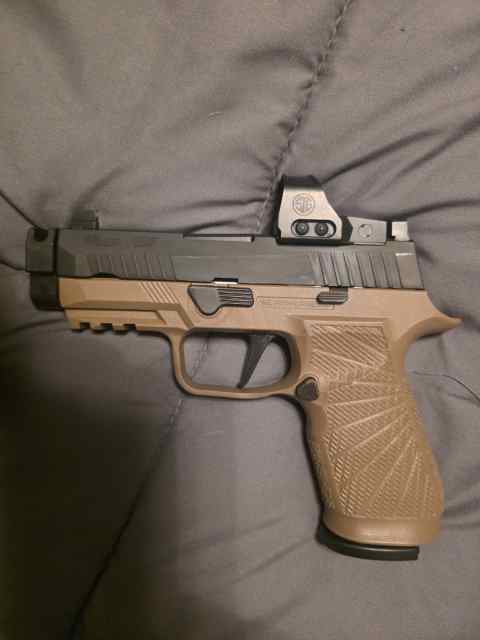 Sig p320 rxp carry with extras 