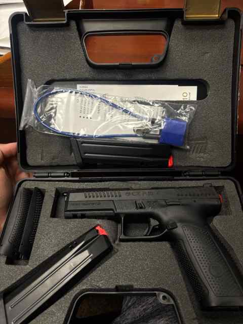 CZ P-10F 
