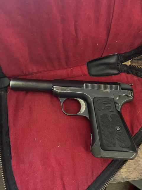 1915 Savage Automatic Pistol 