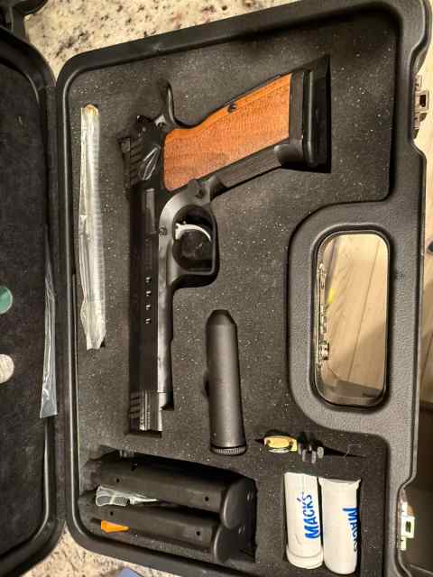 Tanfoglio Witness Hunter 