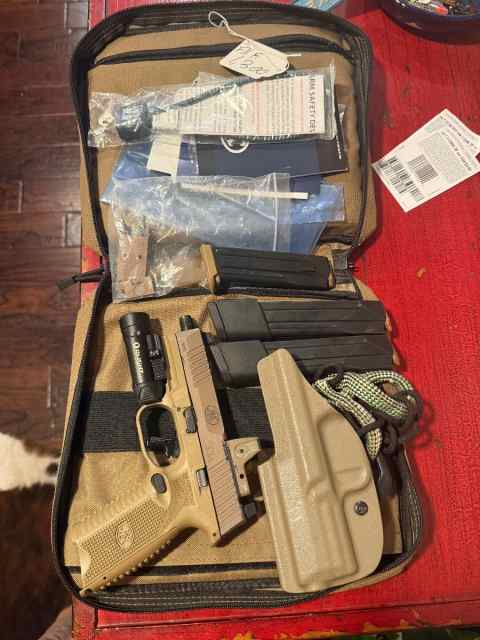 FN 509T, TRIJICOM RMR, APEX, accessories